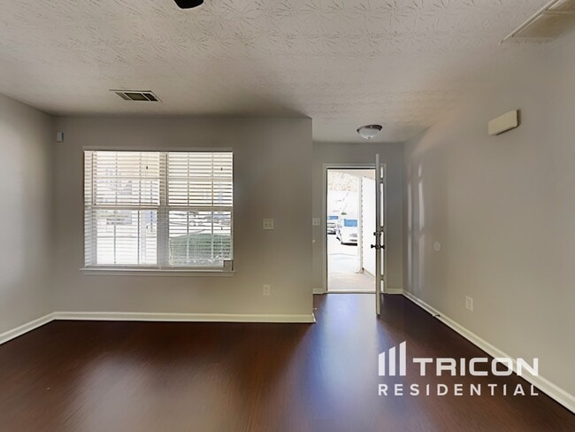 128 Spring Walk Wy in Lawrenceville, GA - Building Photo - Building Photo