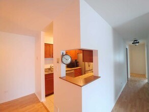 1422 Stonebridge Cir in Wheaton, IL - Building Photo - Building Photo