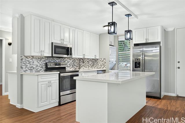 property at 95-257-257 Waikalani Dr