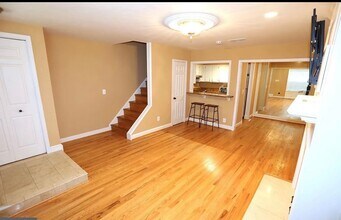 7126 Swansong Wy in Bethesda, MD - Building Photo - Building Photo