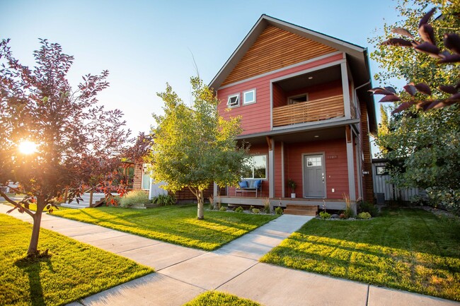 property at 1387 Crabapple Dr