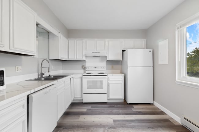 6301 Frankn Dot Dr in Lansing, MI - Building Photo - Building Photo