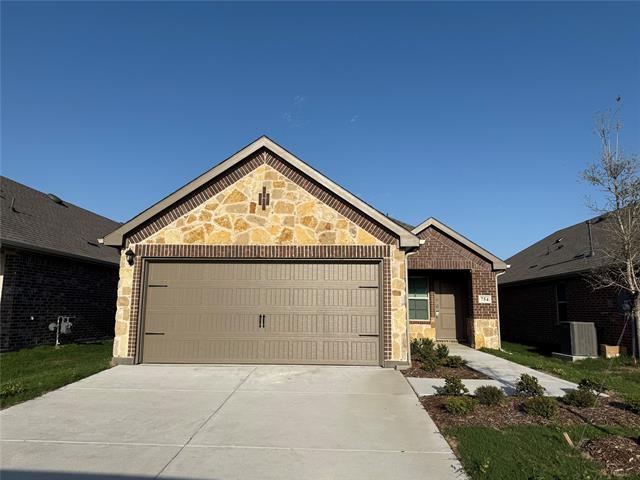 754 Ramble Rd in Lavon, TX - Building Photo