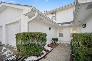 410 NW Nottingham Ln in Blue Springs, MO - Building Photo