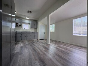 1143 N F St in Stockton, CA - Building Photo - Building Photo