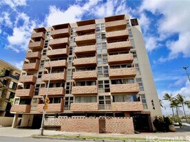 454 Namahana St in Honolulu, HI - Building Photo