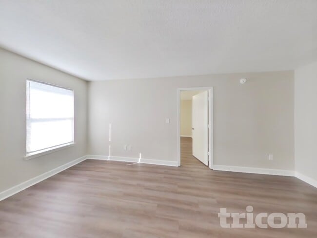 177 Broadmoor Bend in Pittsboro, IN - Building Photo - Building Photo