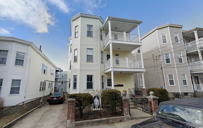 14 Belknap St, Unit 1