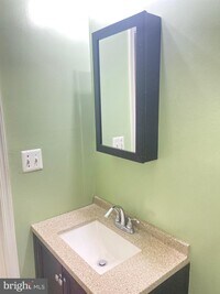 538 N Pulaski St photo'