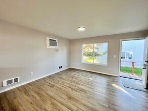 810 E White Birch Ave in Ellensburg, WA - Building Photo - Building Photo