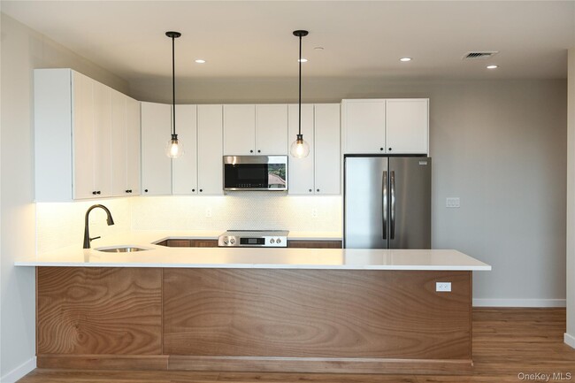 property at 135 E Park Ave