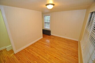 37 Perrin St in Fairport, NY - Building Photo - Building Photo