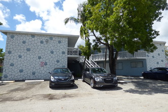 2210 NW 7th Ct in Fort Lauderdale, FL - Building Photo - Building Photo