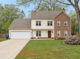 6934 Wynterhall Dr in Germantown, TN - Building Photo