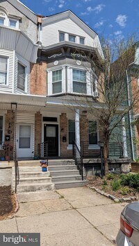 133 W Sharpnack St photo'