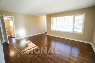 748 Meadowbrook Dr in Birmingham, AL - Building Photo - Building Photo