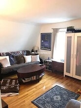 13 Charnwood Rd, Unit 3 in Somerville, MA - Foto de edificio - Building Photo