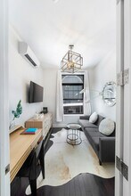 980 3rd Ave in New York, NY - Building Photo - Building Photo