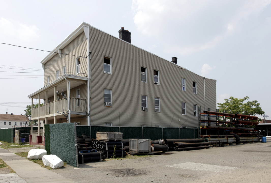 362-364 Market St in Perth Amboy, NJ - Building Photo