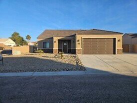 2199 E Brittany Ln in Fort Mohave, AZ - Building Photo