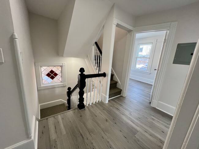 66 4th St in Stamford, CT - Building Photo - Building Photo