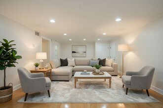 525 N Dupont Ave in Nashville, TN - Building Photo - Building Photo