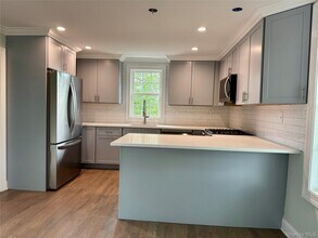 40 N Main St-Unit -2 in Pearl River, NY - Building Photo - Building Photo