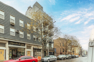 583 Lorimer St in Brooklyn, NY - Building Photo - Building Photo