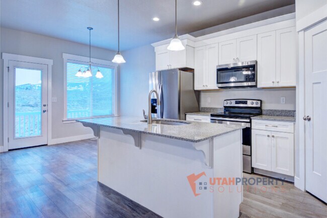 14847 Garrison Ln in Herriman, UT - Building Photo - Building Photo