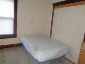 803 Dewey Ave in Ann Arbor, MI - Foto de edificio - Building Photo