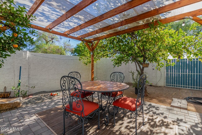 1948 E Jeanine Dr in Tempe, AZ - Building Photo - Building Photo
