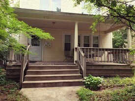 2721 Fremont Ave S in Minneapolis, MN - Building Photo