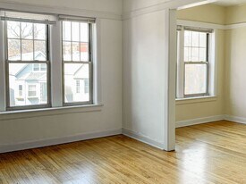 5107 N Winchester Ave, Unit 2 in Chicago, IL - Building Photo