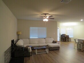2034 Bee Crk Lp in Copperas Cove, TX - Building Photo - Building Photo