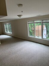 12 Dame St in Kittery, ME - Building Photo - Building Photo