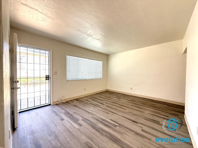 10317-10323 Park Ave in Santee, CA - Building Photo - Building Photo