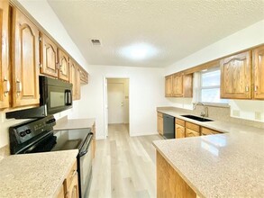 2503 Holt Rd in Arlington, TX - Building Photo - Building Photo