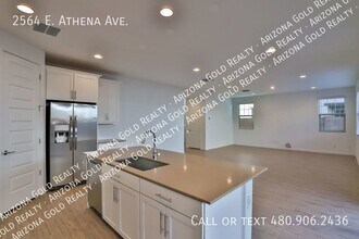 2564 E Athena Ave in Gilbert, AZ - Building Photo - Building Photo