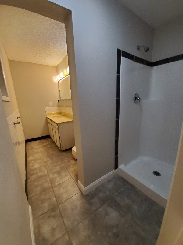 3415 N Huetter Rd in Coeur d'Alene, ID - Building Photo - Building Photo