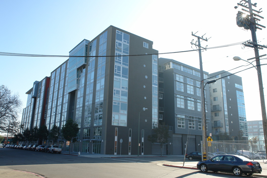 Sierra At Jack London Square in Oakland, CA - Building Photo