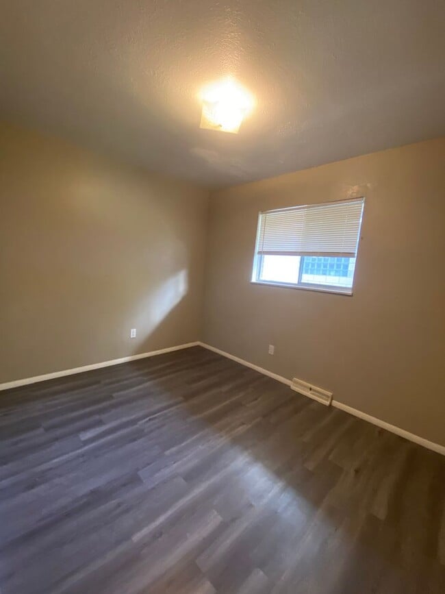 150 Yambor St in Toledo, OH - Building Photo - Building Photo