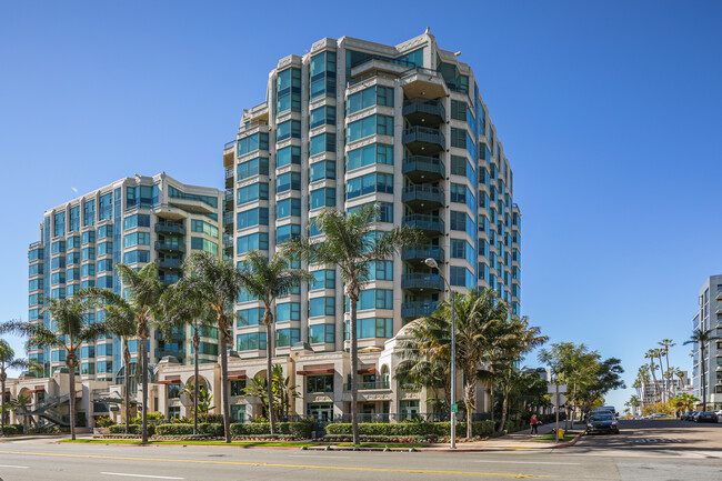 Park Laurel on the Prado in San Diego, CA - Foto de edificio - Building Photo