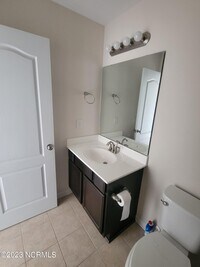 140 Cavalier Dr photo'