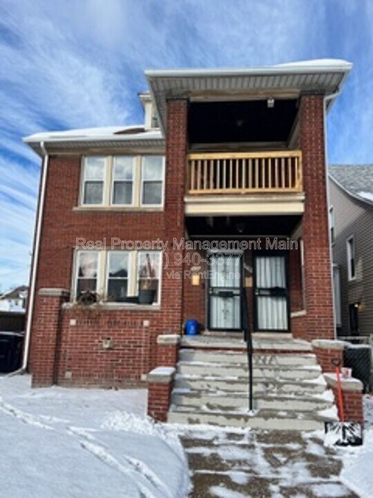 9176 Chamberlain St in Detroit, MI - Building Photo