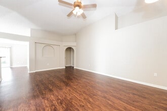 254 Regal Downs Cir in Winter Garden, FL - Building Photo - Building Photo