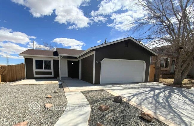 property at 4246 S Gibraltar St