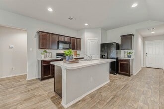 23135 Barrington Bluff Trail in Spring, TX - Building Photo - Building Photo