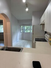 1271 SE 29th St in Homestead, FL - Building Photo - Building Photo