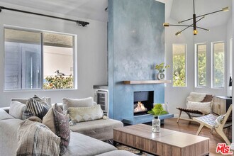 24 Westwind St in Los Angeles, CA - Building Photo - Building Photo