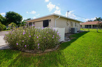 120 SE 3rd Ter in Cape Coral, FL - Building Photo - Building Photo